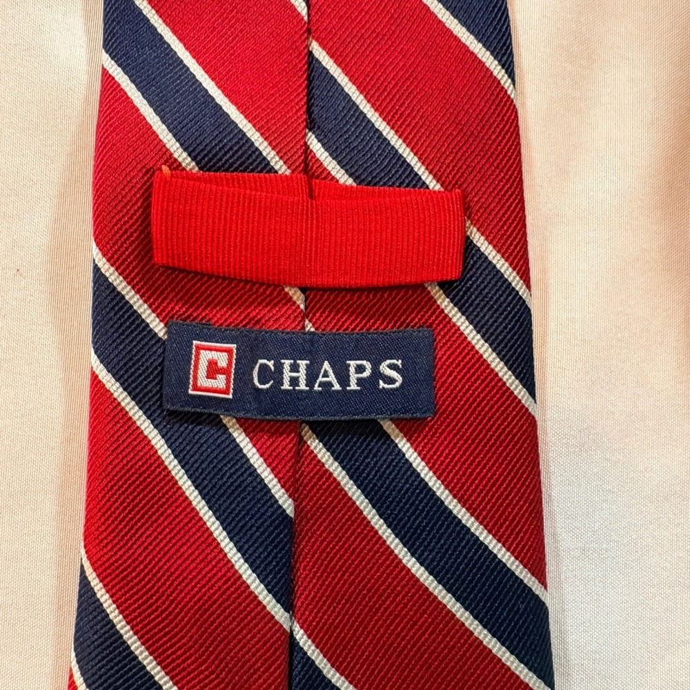 Chaps Striped Necktie Mens One‎ Size Red Navy Blue Silk Classic Rep Stripe Tie - Picture 3 of 6